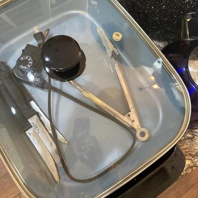 Hamilton Beach Electric skillet & mini blender lot