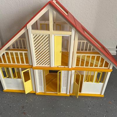 Barbie dream House