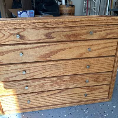Oak tool box