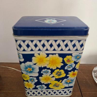Tin box