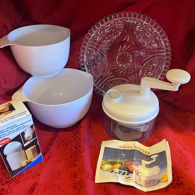 DANSK MIXING BOWLS, SALSA MAKING MACHINE, GRATER AND PLATTER