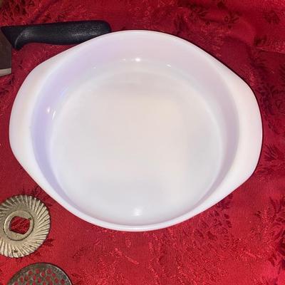 MEAT GRINDER, CHEESE SERVING CUTTING BOARD, OVEN SAFE CASSEROLE DISH, & z MEAT CLEAVER