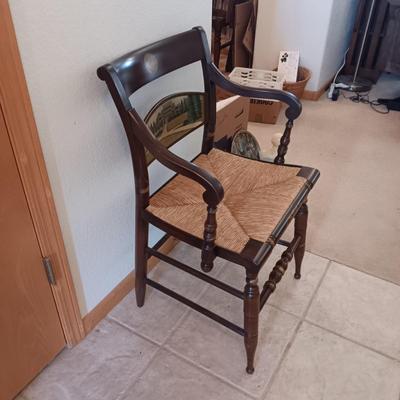 UNIVERSITY OF WYOMING HITCHCOCK CHAIR PHARMACY 1966