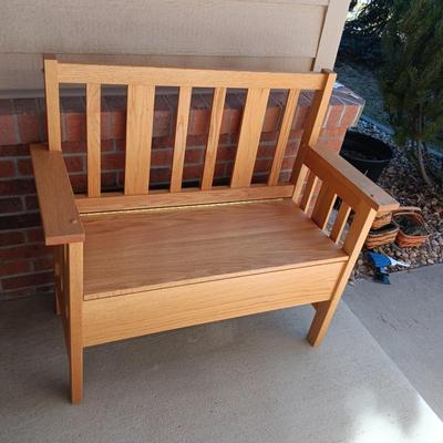 SOLID OAK BENCH WITH STORAGE UNDER THE SEAT