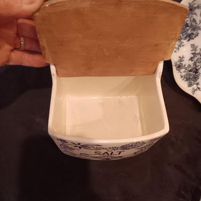 NEW WHARF POTTERY PLATTER, CRYSTAL RELISH DISHES AND A VINTAGE SALT CONTAINER