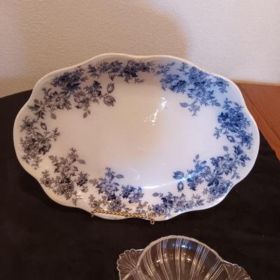 NEW WHARF POTTERY PLATTER, CRYSTAL RELISH DISHES AND A VINTAGE SALT CONTAINER
