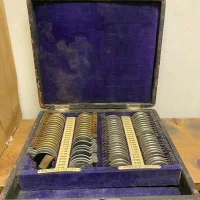 Antique Optometrist Eye Doctor Travel Eyeglass Len Fitting Kit