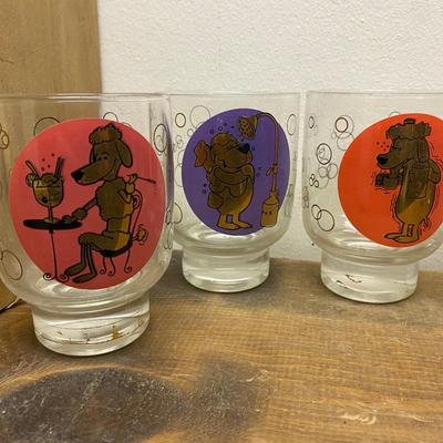 Vintage Cocktail Cartoon Dog Glasses Footed Red Purple Retro Tumblers