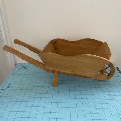 Wheel barrow planter