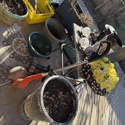 Lot 11: Patio Selection
