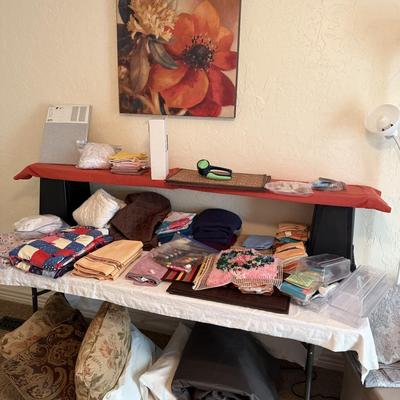 Lot 19: Linens (Right) Selection
