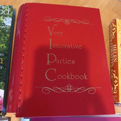 BOX FULL OF YEARS OF RECIPES AND SELECT COOK BOOKS