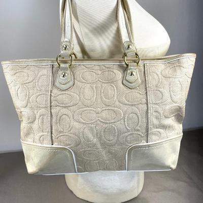 Coach Poppy Raffia Tote