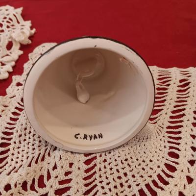 DOILIES AND COLLECTIBLES FROM HAWAII
