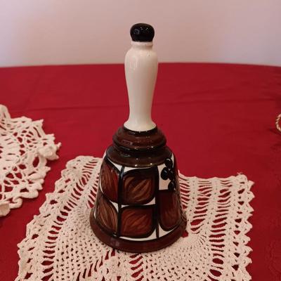 DOILIES AND COLLECTIBLES FROM HAWAII