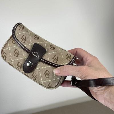 Dooney & Bourke Flap Wristlet New!