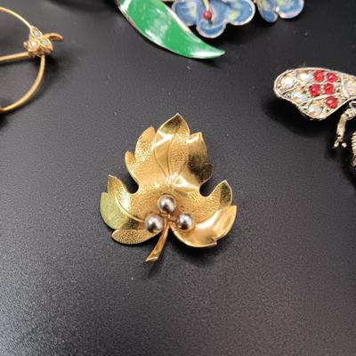 FORSTNER, CORO & 2 OTHER BROOCHES