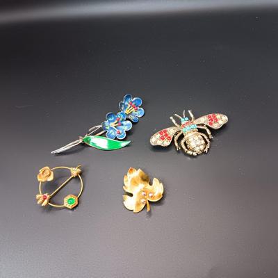 FORSTNER, CORO & 2 OTHER BROOCHES