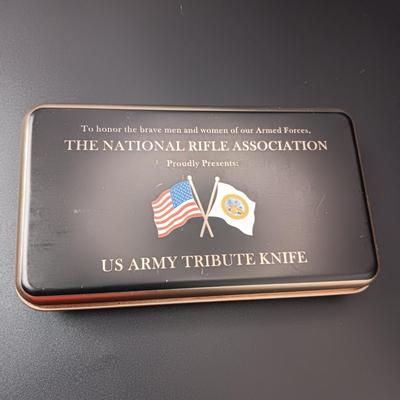 THE NRA US ARMY TRIBUTE KNIFE IN METAL CASE