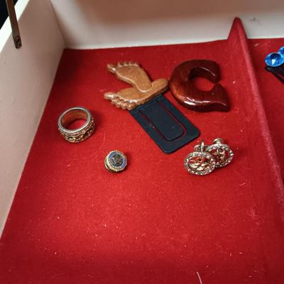 JEWELRY BOX WITH SOME COSTUME JEWELRY