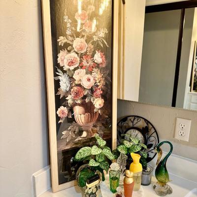 Bathroom Decore & Perfume + Murano Glass swan lot