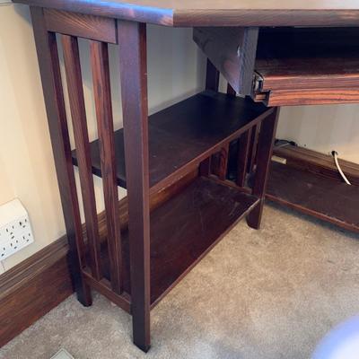 LOT 1 L: Wooden Corner Desk