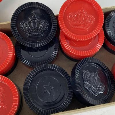 vintage WHITMAN CROWN CHECKERS SET 