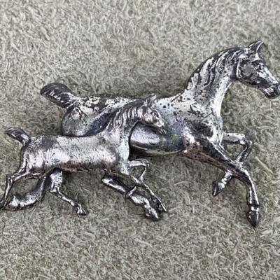 Vintage Beau Sterling Silver Horse & Foal Brooch Pin