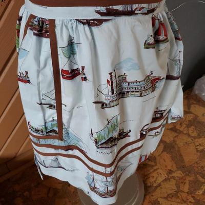 Lot of Vintage Apron for All Seasons from 1940's, 50's and 60's