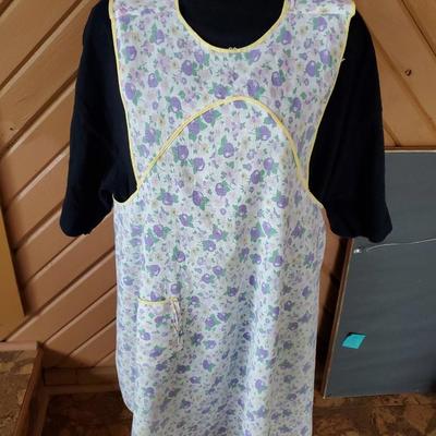 Lot of Vintage Apron for All Seasons from 1940's, 50's and 60's