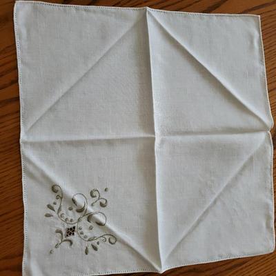Vintage Hand Embroidered Off White Linen Tablecloth (about 64"x98") & 12 Coordinating Napkins