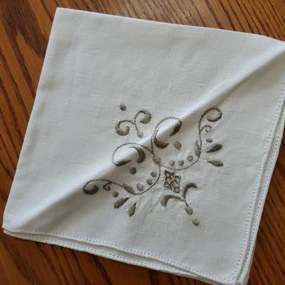 Vintage Hand Embroidered Off White Linen Tablecloth (about 64"x98") & 12 Coordinating Napkins
