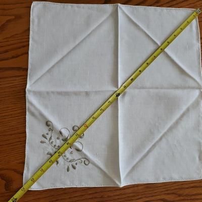 Vintage Hand Embroidered Off White Linen Tablecloth (about 64"x98") & 12 Coordinating Napkins