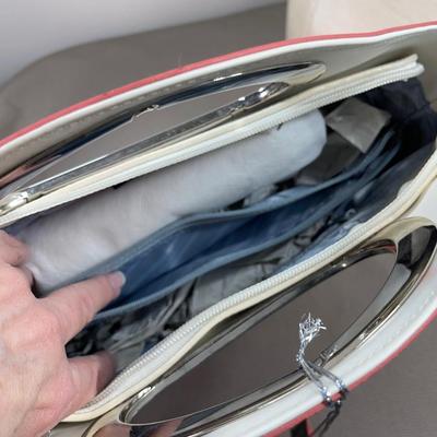 Beijo Handle Handbag New!