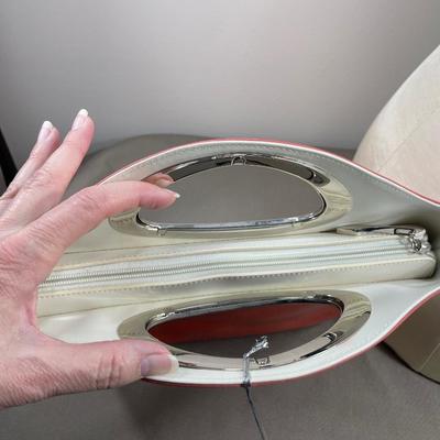 Beijo Handle Handbag New!