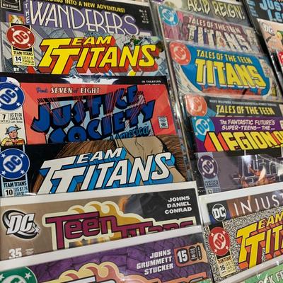 Large Marvel Comics Lot