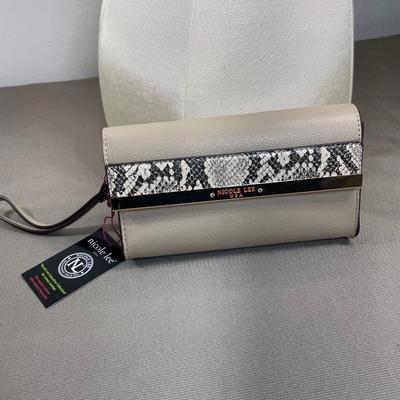 Nicole Lee Wristlet NEW!