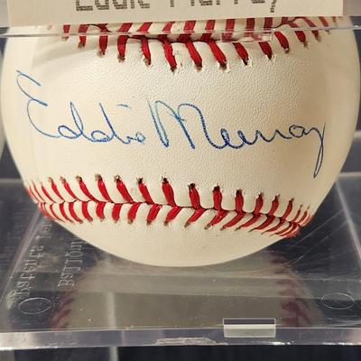 Eddie Murray Signed National League Baseball In Collectors Case