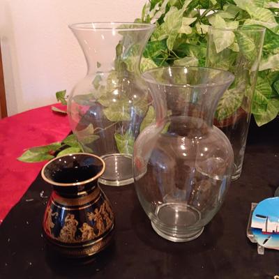 FAUX PLANT, FLOWER VASES AND PAINTED SAND DOLLAR FRIDGE MAGNETS