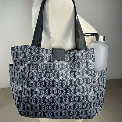 Insulated Lunch Tote with Accessories NEW!
