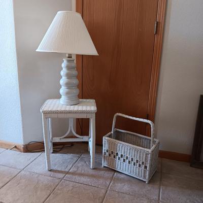 WICKER SIDE TABLE AND MAGAZINE HOLDER PLUS A TABLE LAMP