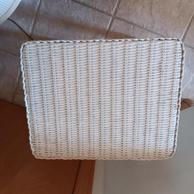 WICKER SIDE TABLE AND MAGAZINE HOLDER PLUS A TABLE LAMP