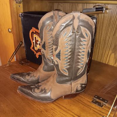 MEN'S CABORCA LEATHER WESTERN BOOTS SIZE 10