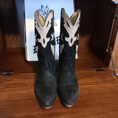 MEN'S EL CANELO WESTERN BOOTS SIZE 10