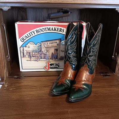 MEN'S JUSTIN LEATHER WESTERN BOOTS SIZE 10D