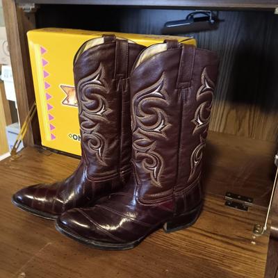 MEN'S AFRICAN ONLY LEATHER WESTERN BOOTS SIZE 10D