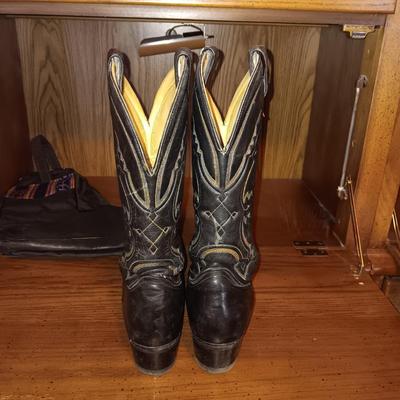 MEN'S LEVI'S LEATHER WESTERN BOOTS WITH BOOT BAG SIZE 10D