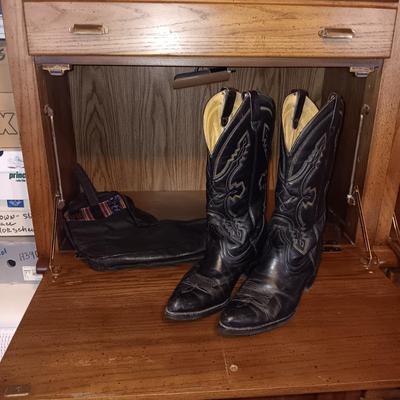 MEN'S LEVI'S LEATHER WESTERN BOOTS WITH BOOT BAG SIZE 10D