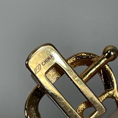 Gold tone Heart Link Bracelet