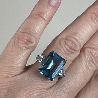 Sterling Silver Blue and CZ Ring 7